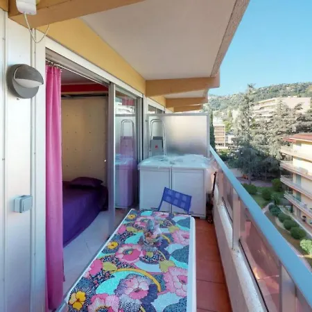 Studio En Dernier Etage Avec Terrasse Proche Mer 1 Apartament *